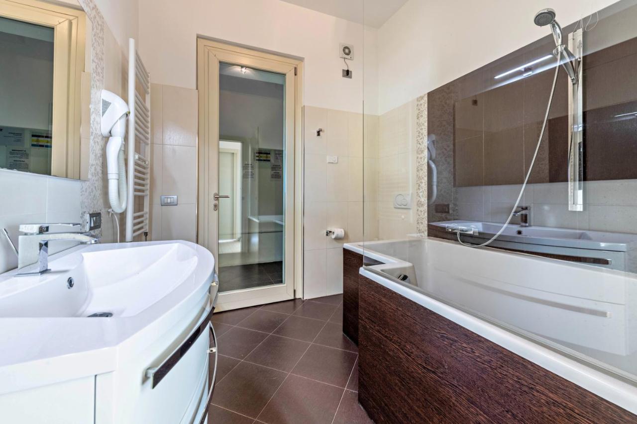 Residence Virgilio Green Toscolano-Maderno Esterno foto